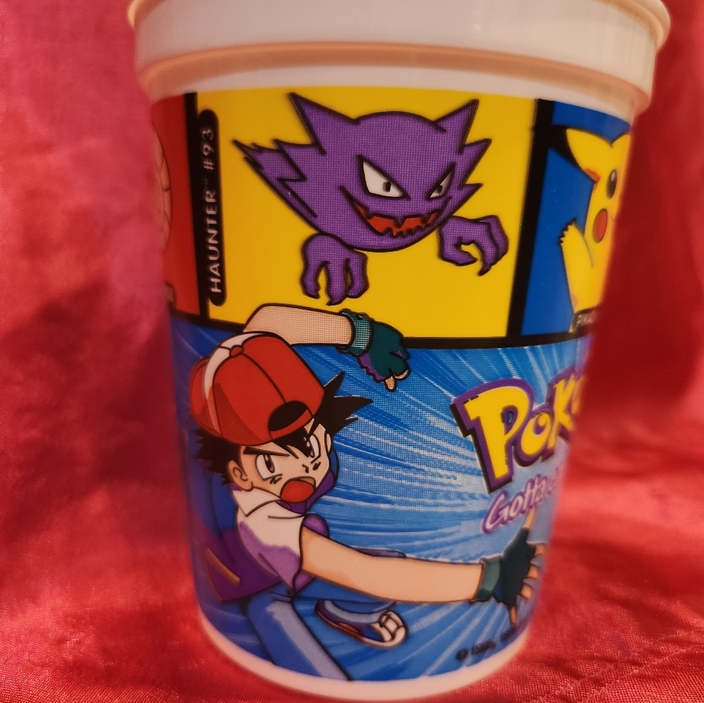 Pokemon cups